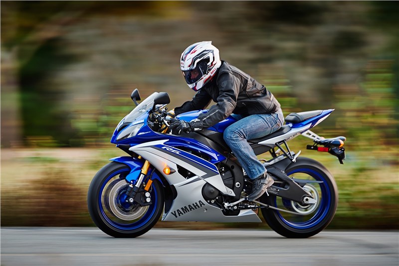 Yamaha r6 2015